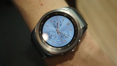 LG Watch Urbane LTE front