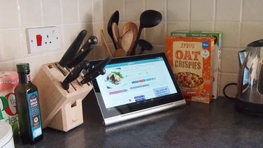 Lenovo Yoga Tablet 2 Pro kitchen