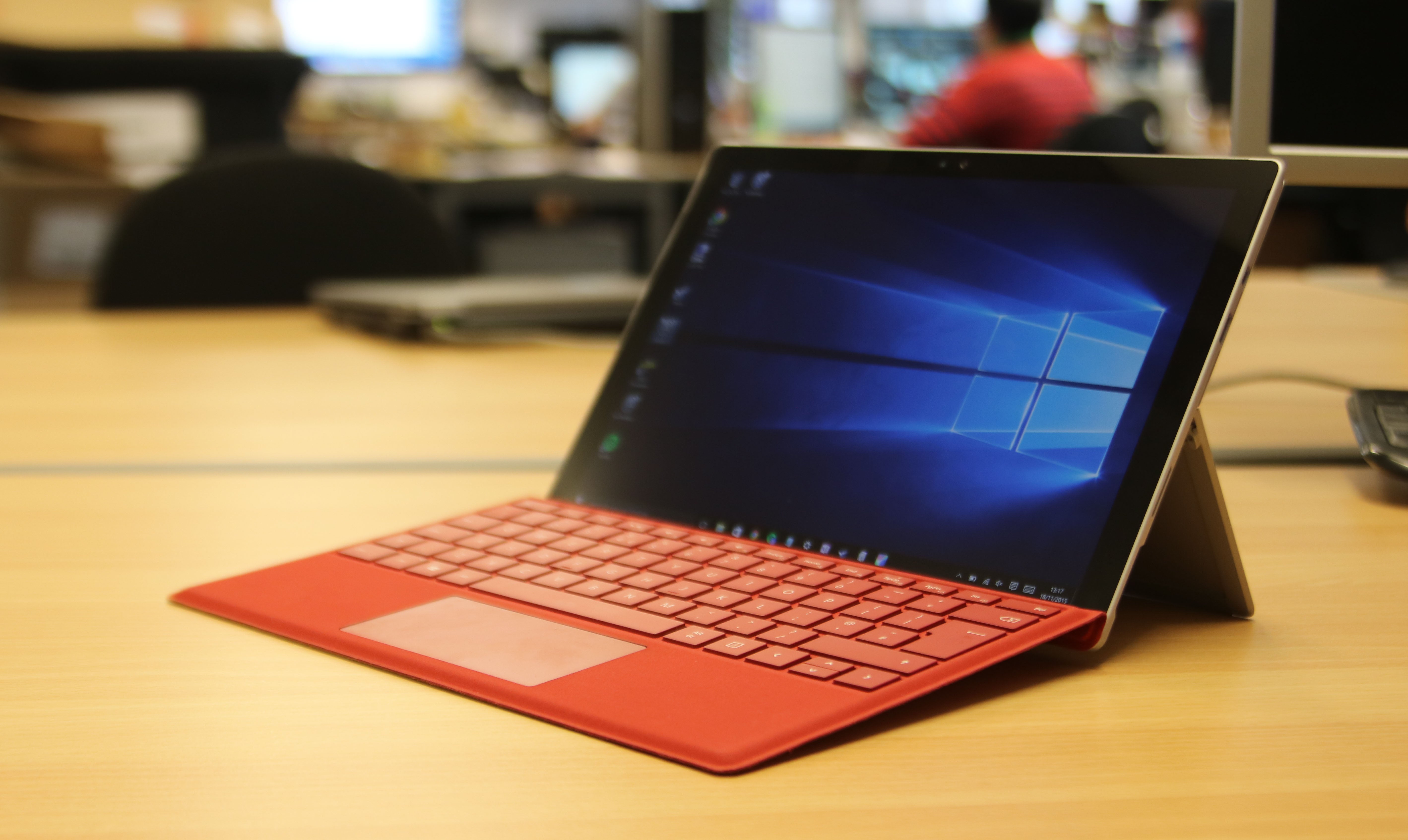 Microsoft surface pro hot sale 4 8gb ram