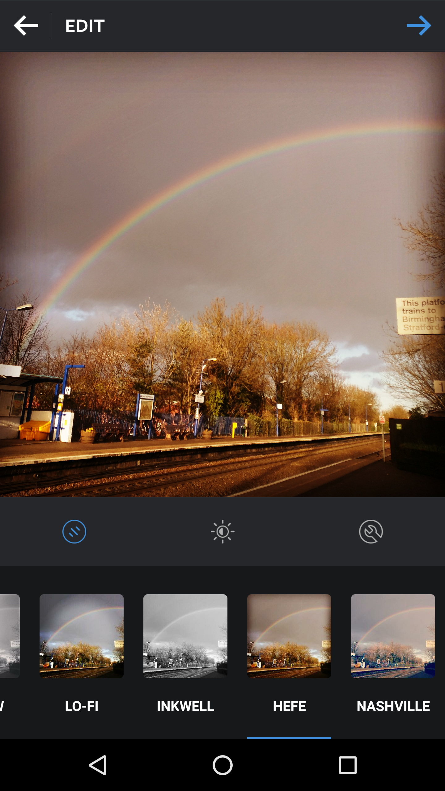 Instagram square crop