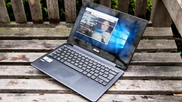 Asus Transformer Book Flip TP200SA