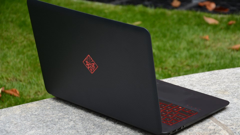 HP Omen 15 back