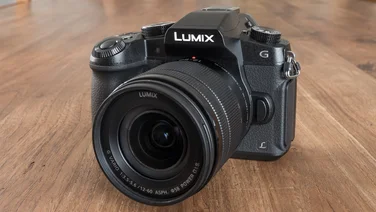 Panasonic G80 front