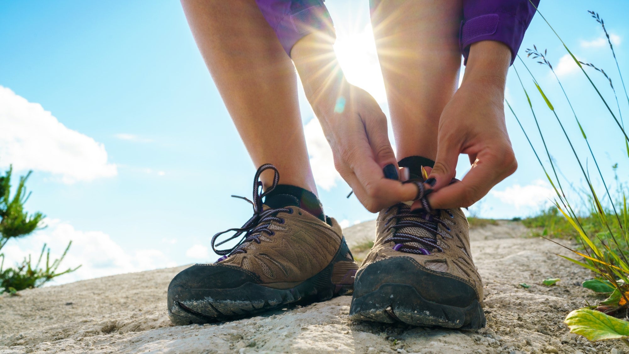 Hiking shoes that hot sale look like sneakers