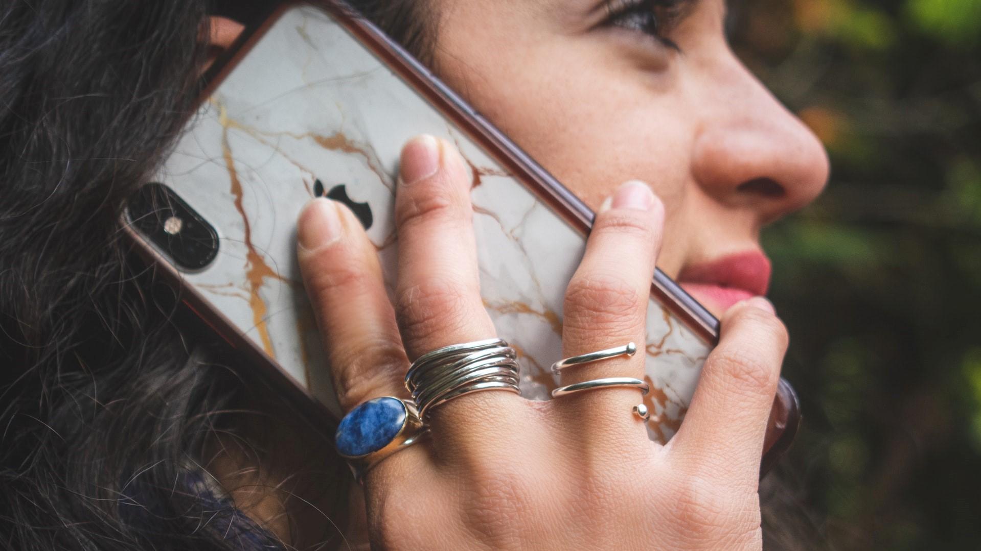 Help Expert Reviews choose the best mobile network of the year Expert