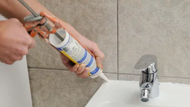 Best shower sealant - main