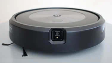 best robot vacuum irobot roomba j7