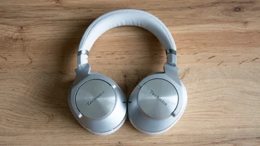 Technics EAH-A800 review - main image