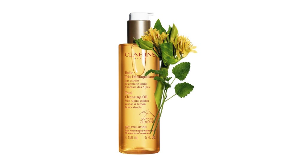 Best cleansers for dry skin 2023 Wave goodbye to dry, flaky skin on