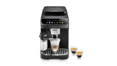 Best De’Longhi coffee machine magnifica evo one touch on a white background