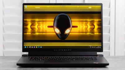Alienware m17 R5 AMD Advantage review: A class act for gamers and ...