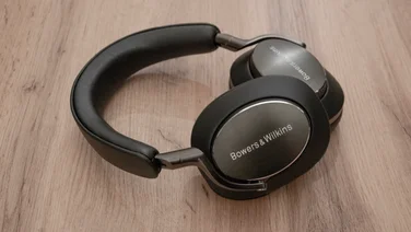 Bowers & Wilkins PX8 review - main image