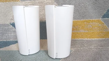 TP-Link Deco XE200 from front