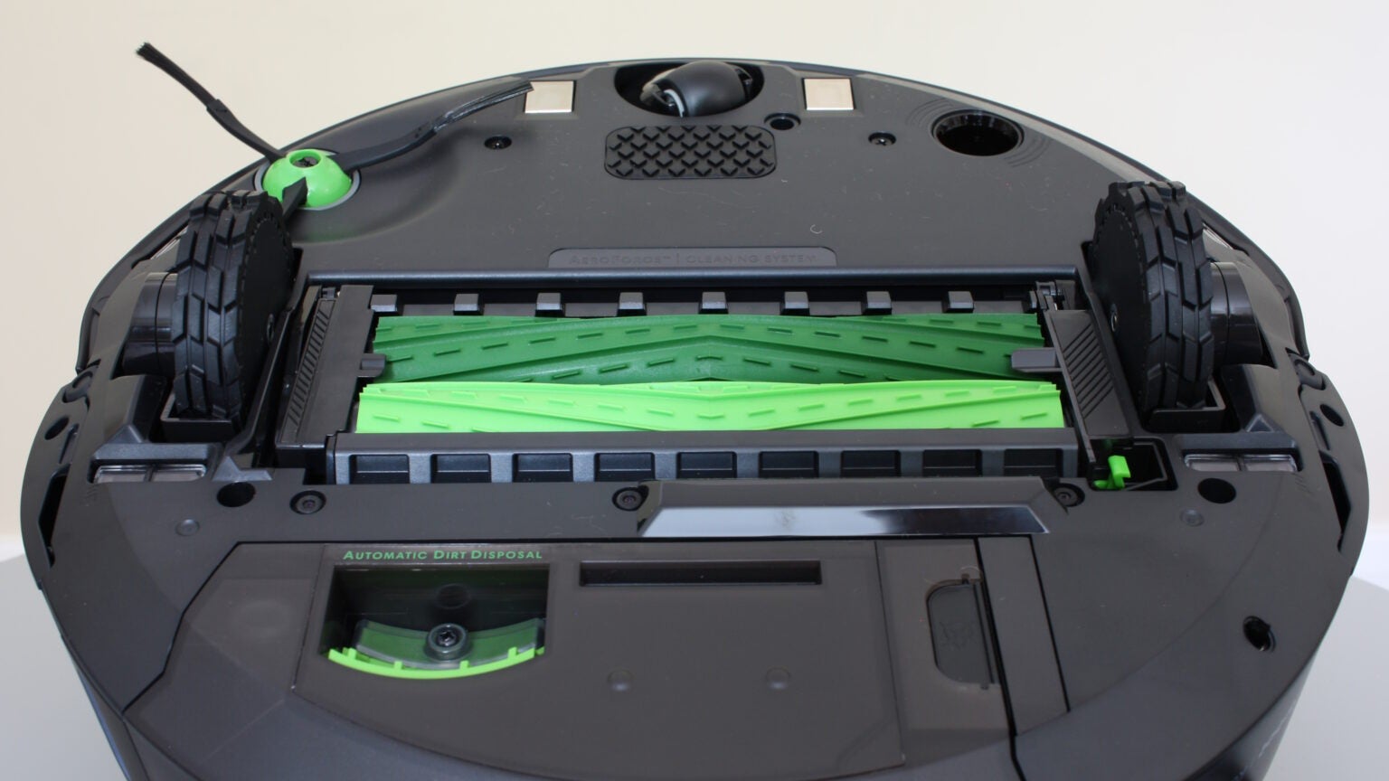 iRobot Roomba Combo j7+ review An efficient and easytouse robot