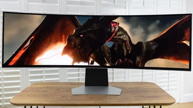 Samsung Odyssey OLED G95SC review - front 4