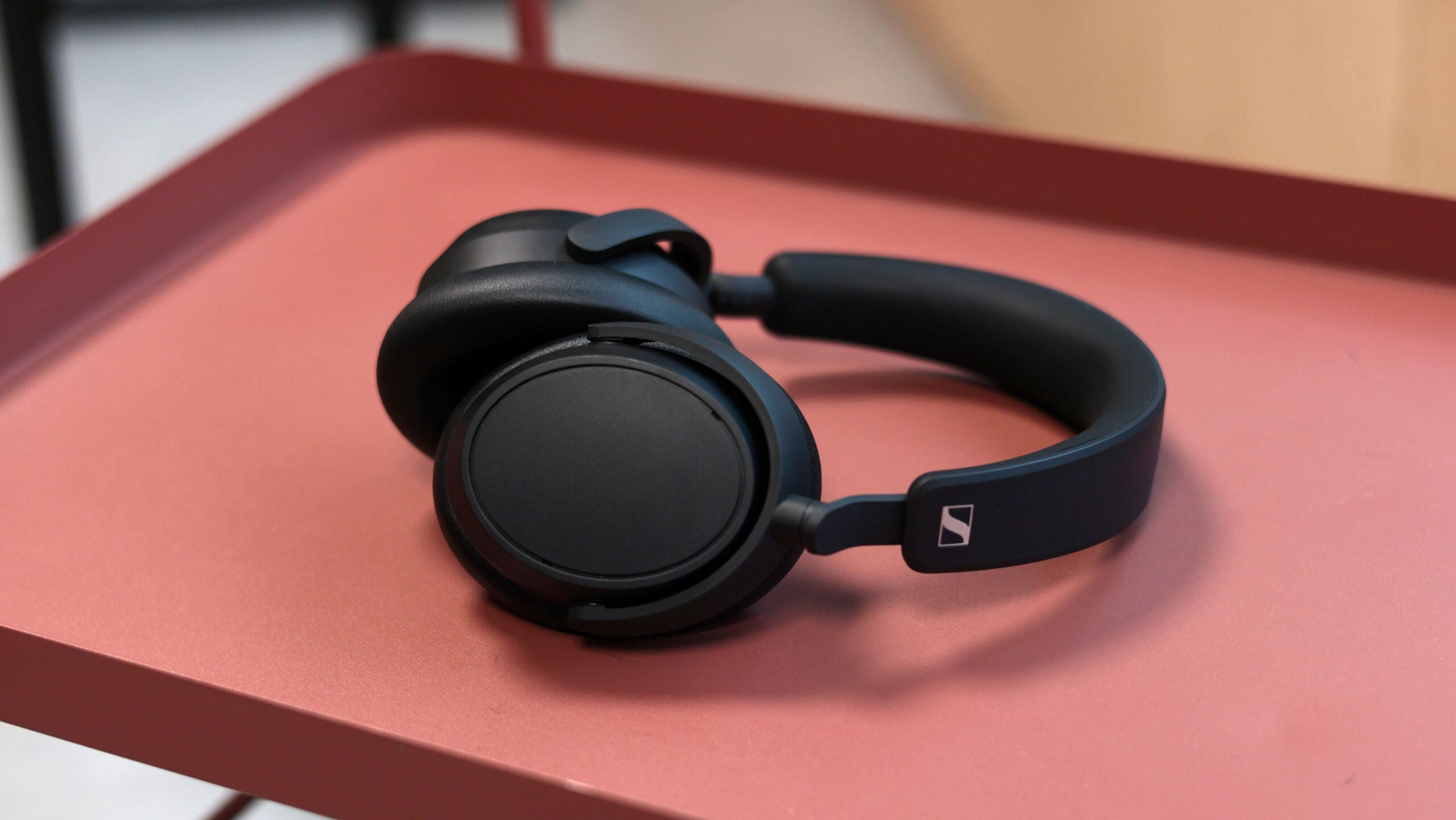 Sennheiser Accentum Plus review: Major positives | Expert Reviews