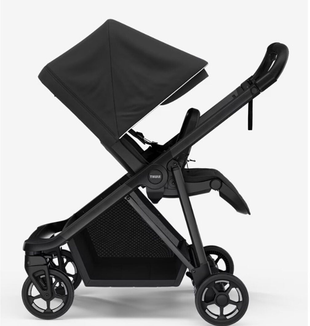 Thule Shine Stroller review The best pram to protect your baby from