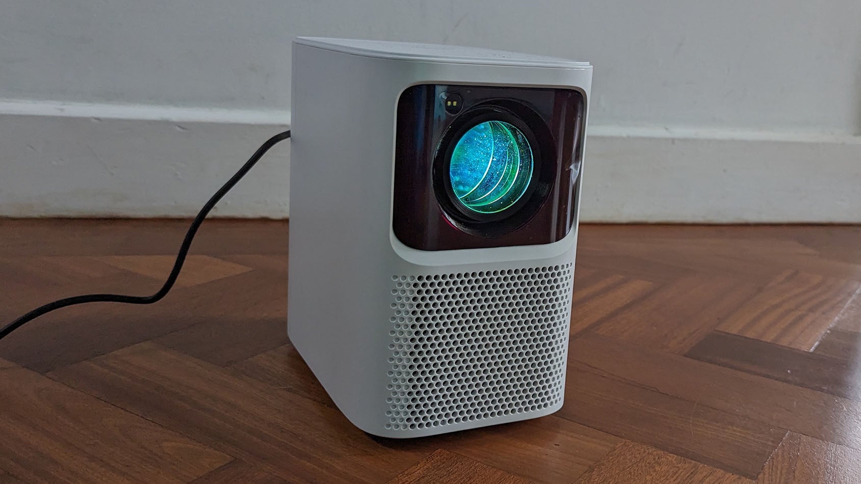 Dangbei Emotn N1 review: A compact 1080p projector that