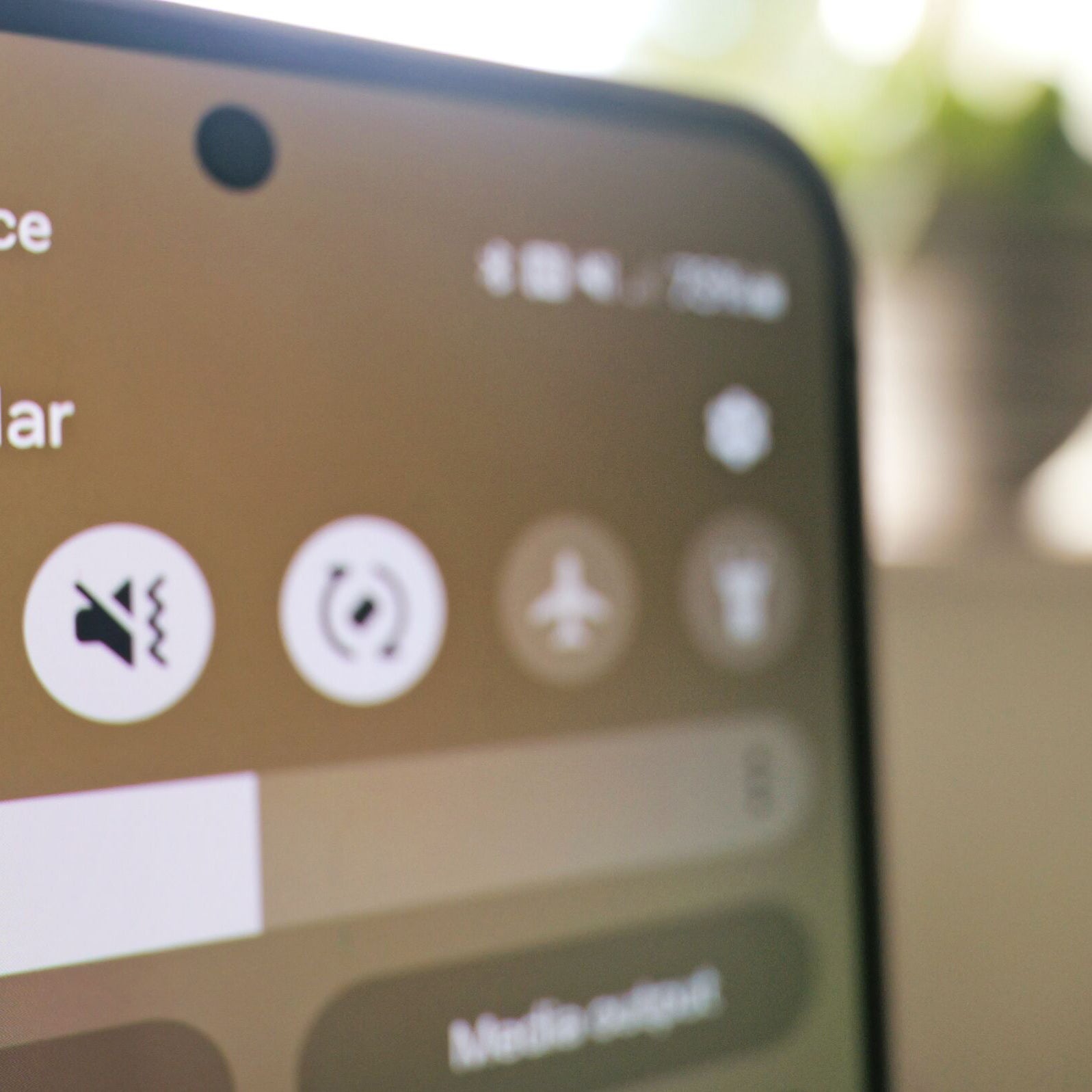 How to boost your mobile phone signal in 7 easy steps - Vimarsana News