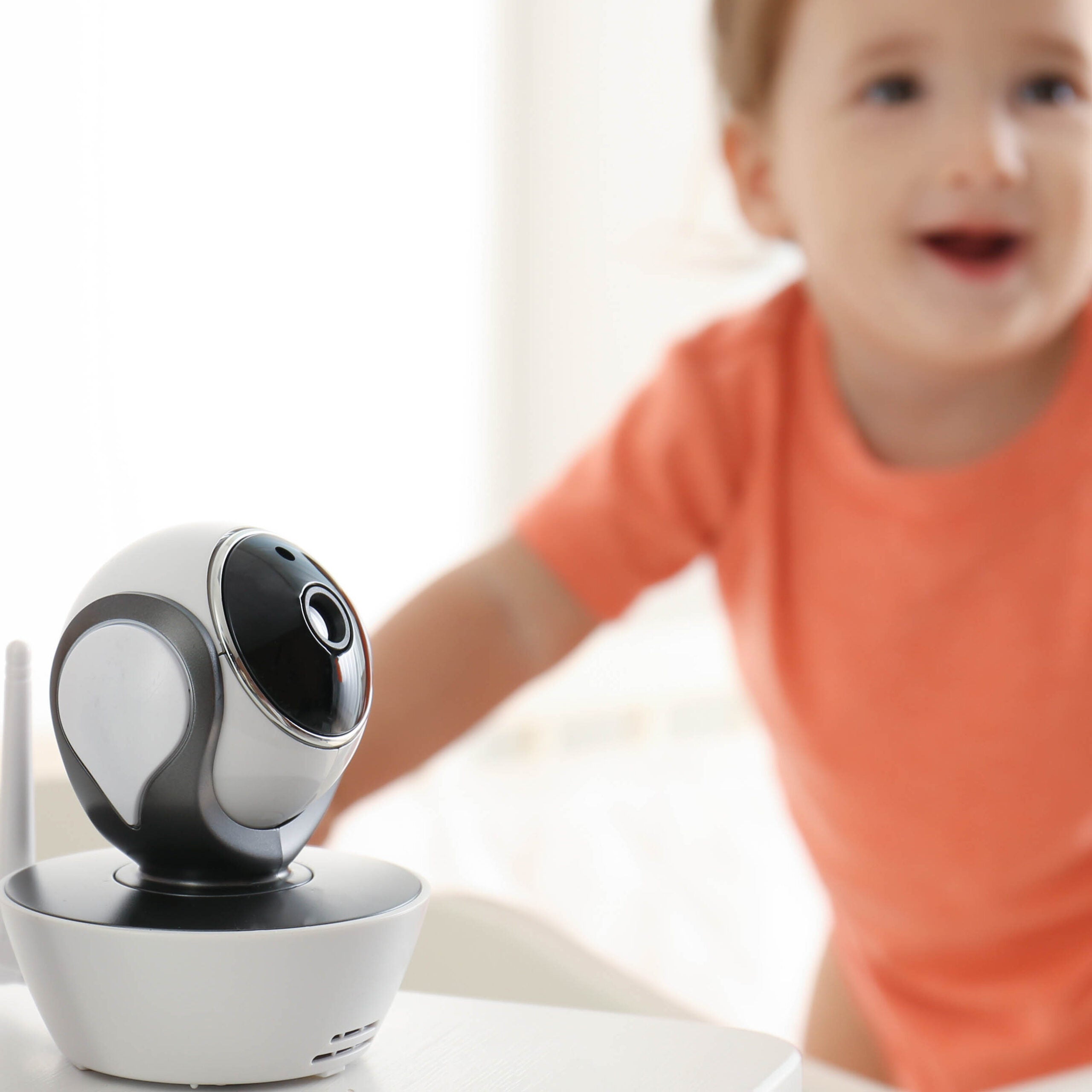 Knowing when to stop using a baby monitor – a guide for parents - Vimarsana News