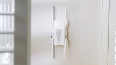 TP-Link RE815XE_1 Wi-Fi extender