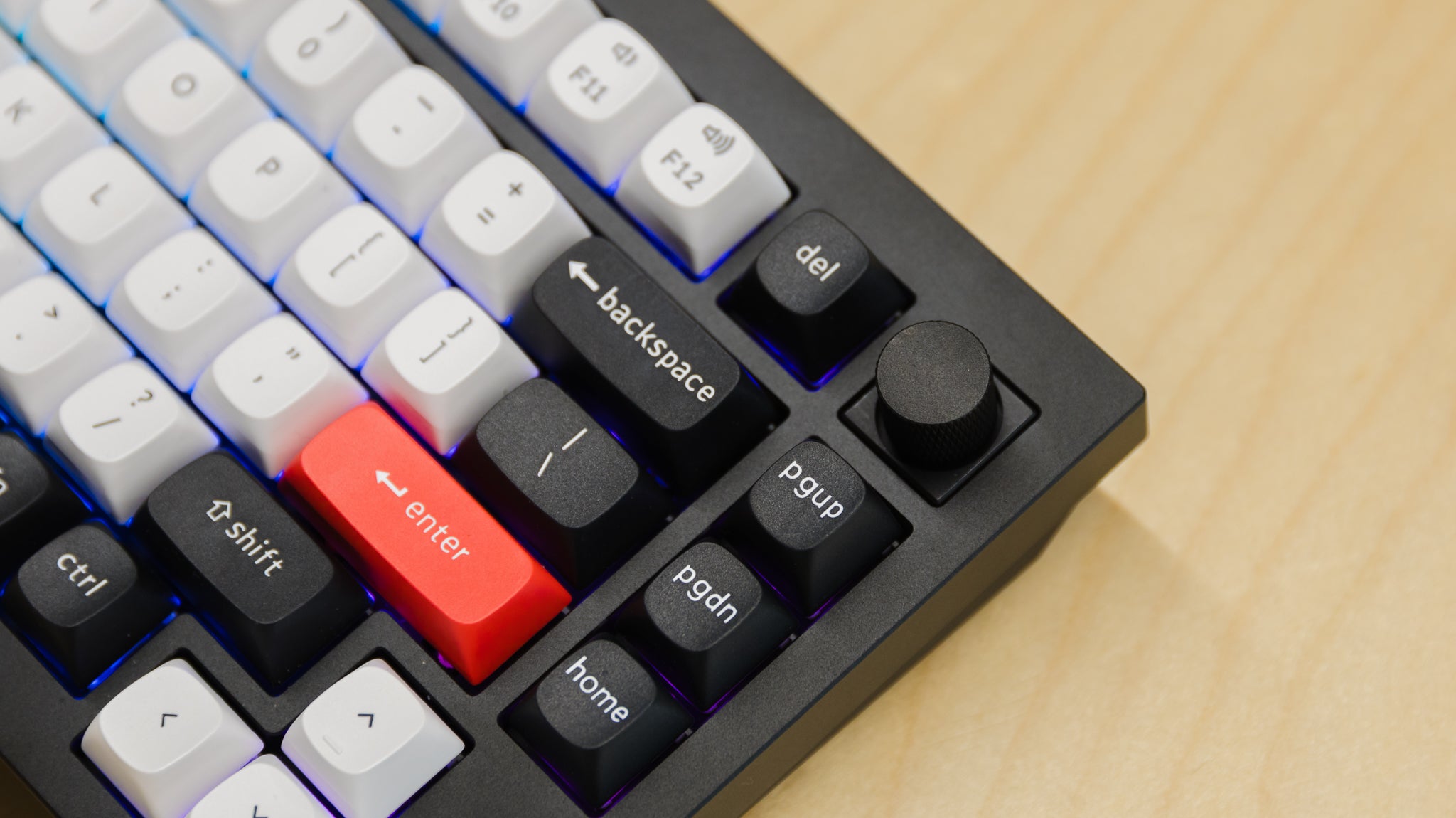 The Keychron Q1 HE is the ultimate mechanical keyboard for typists and gamers
