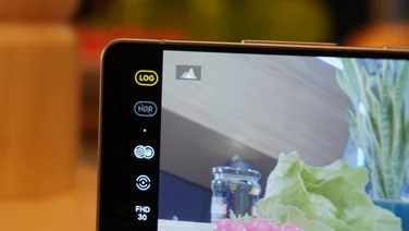 The Samsung Galaxy S25 Ultra's Pro Video mode, with LOG video mode enabled
