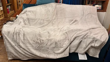 Beurer XXL HD 150 heated throw review unfolded over the settee