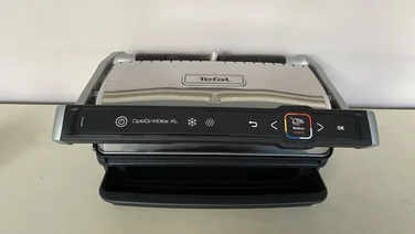 Tefal OptiBac on a worktop in front of white tiles