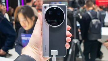 Xiaomi 15 Ultra in hand, rear view