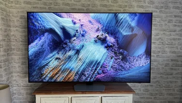 Front view of the Samsung QN90F 4K Mini LED TV