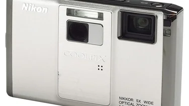 Nikon CoolPix S1000pj