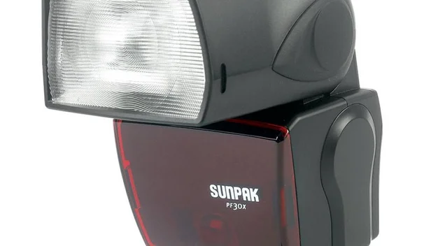 Sunpak PF30X hot shoe flashgun