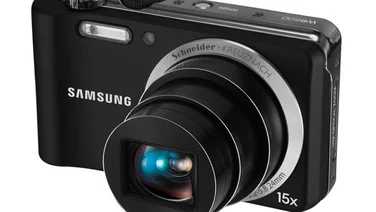 Samsung WB600 three-quarter