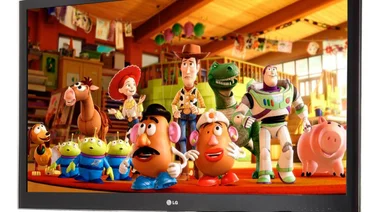 LG 47LW550T face on 3/4