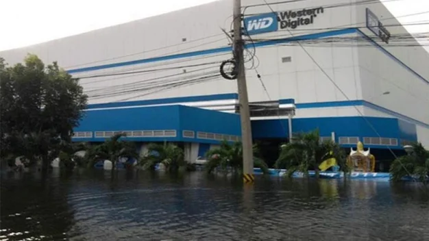 Western Digital's factory in Thailand under water