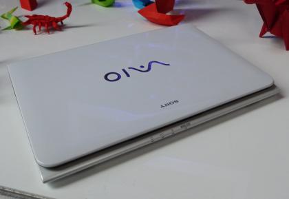 Sony VAIO E11