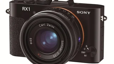 Sony SLT--A99, RX1 and VG900E