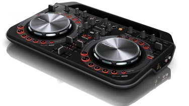 Pioneer DDJ-WeGO2 Three-Quarter Shot