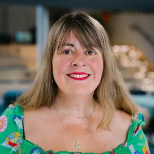 Headshot of Amy Cutmore