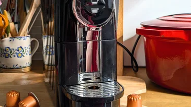 procook-coffee-pod-machine-review coffee machine on worktop