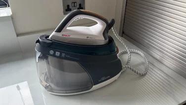 Polti La Vaporella XT120C steam generator iron review iron on its base