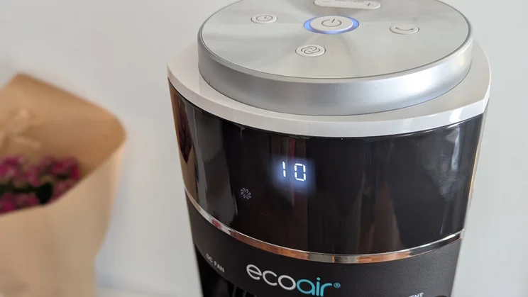 A close up of the display of the EcoAir Halo tower fan