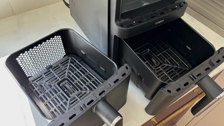 A view inside the drawers of the Tower Vortx 11 Litre Dual Layer air fryer