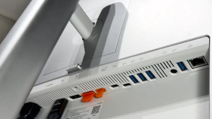 A close up of the Dell UltraSharp U2725QE's ports