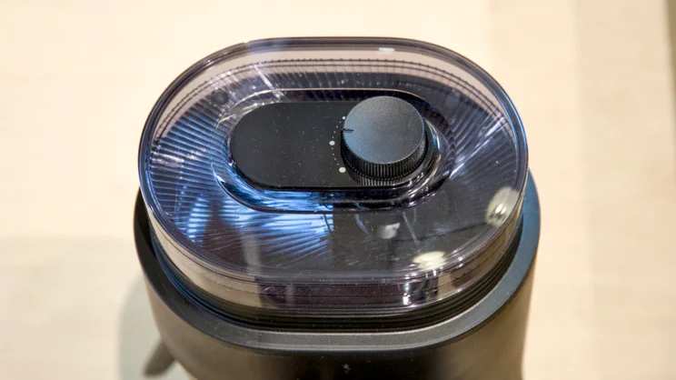 A top down view of the Melitta AromaFresh Therm Pro's bean hopper