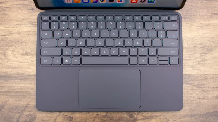 Honor Magic Pad 3's keyboard attachment