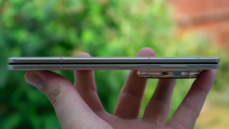 Honor Magic V5 folded in hand, side view