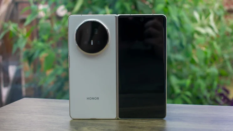 Honor Magic V5 unfolded, rear view