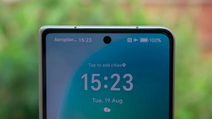 Close up of the Honor Magic V5's external display selfie camera
